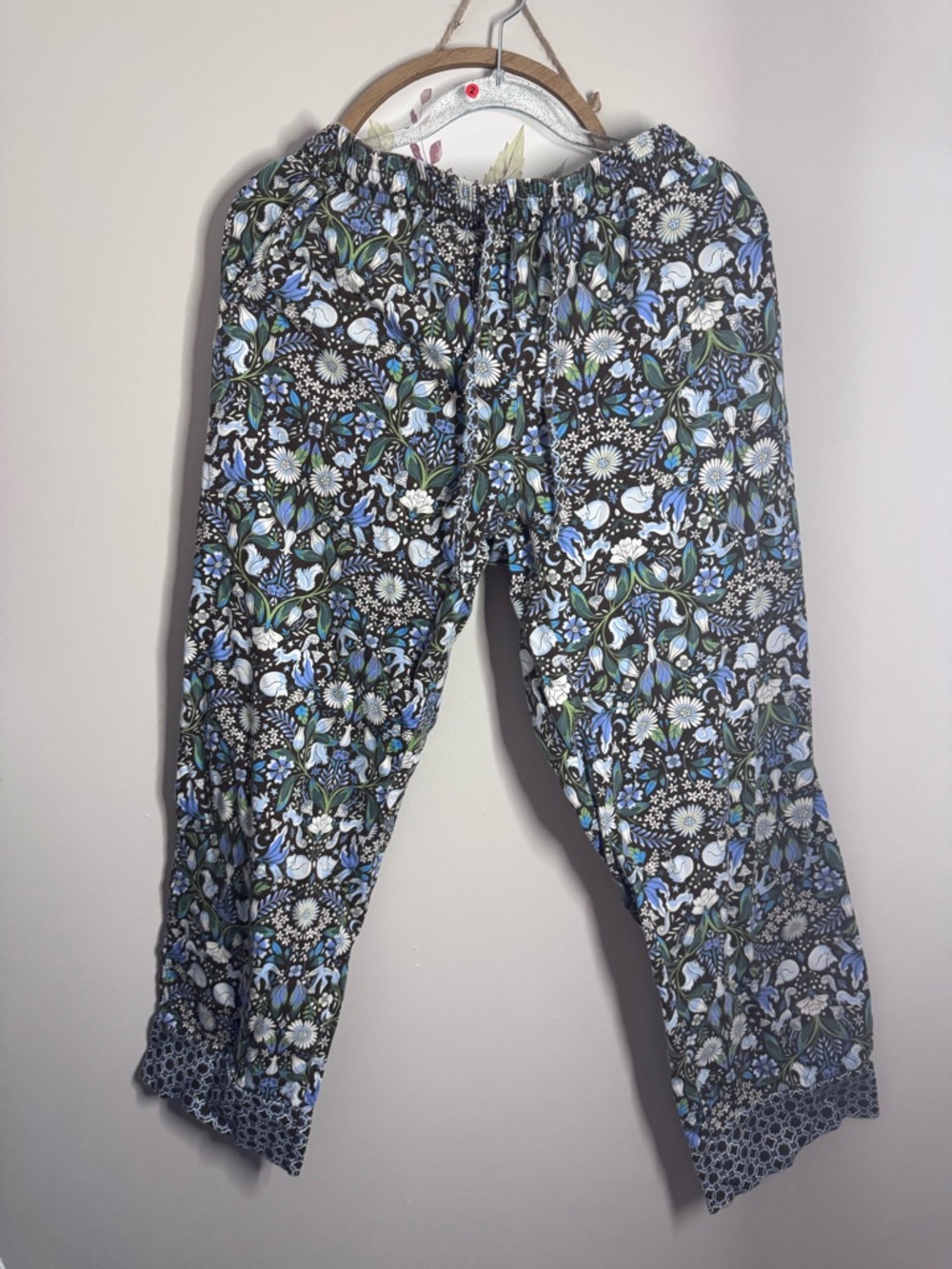 Vera Bradley  Floral Blue Cotton Pajama Pants